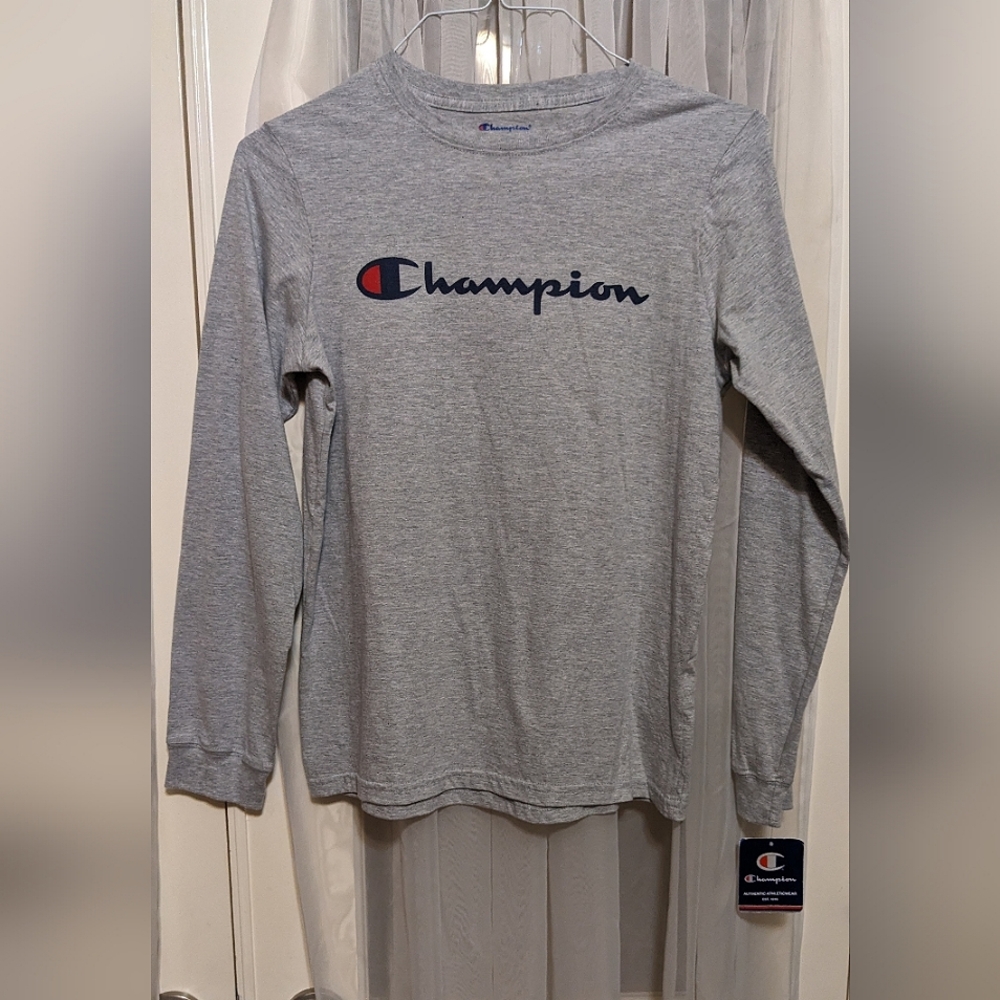 Boys XL Champion Graphic Long Sleeve Tee